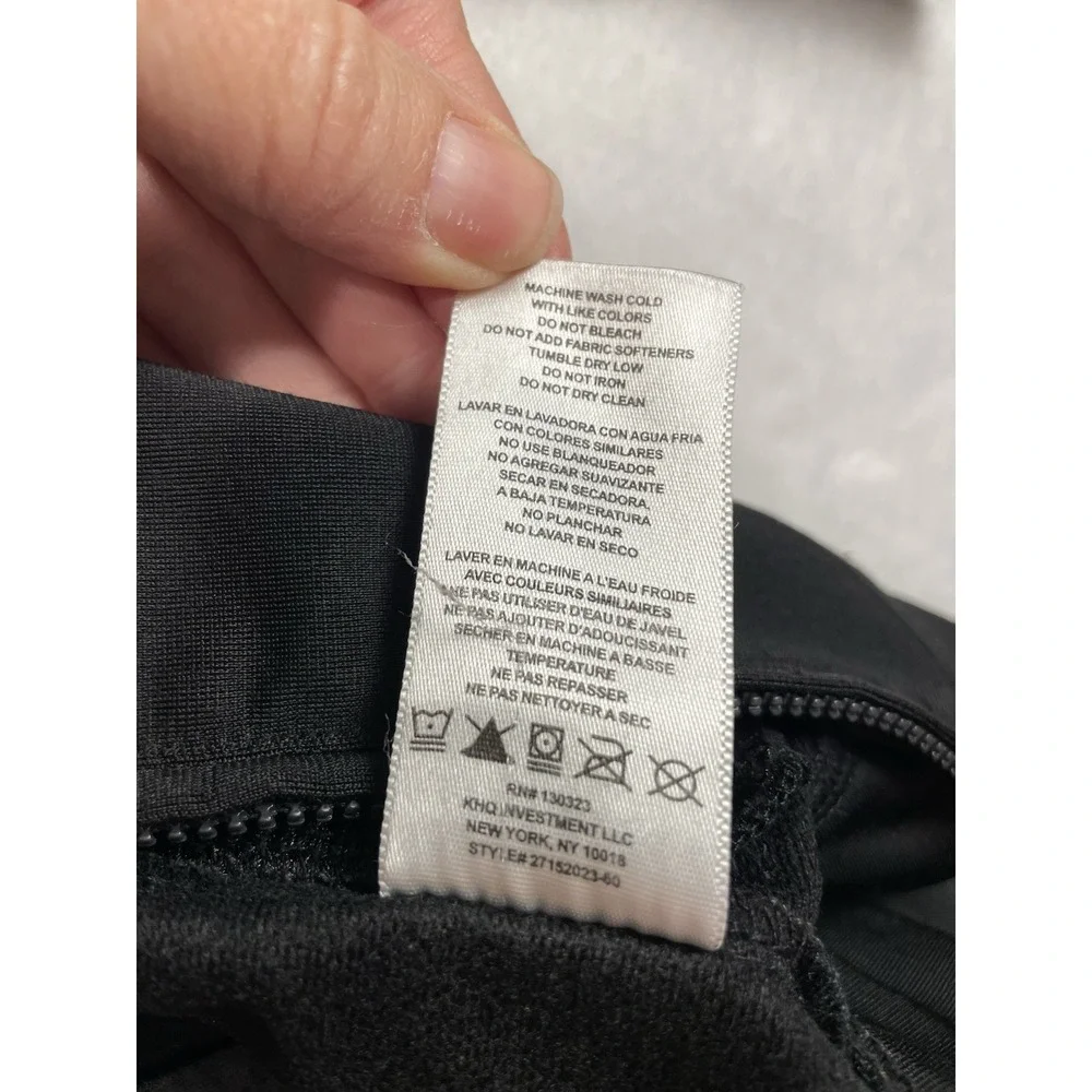 Under Armor Boys Jacket Size 6 Black RedAthleisure Sporty Basic Classic Playware